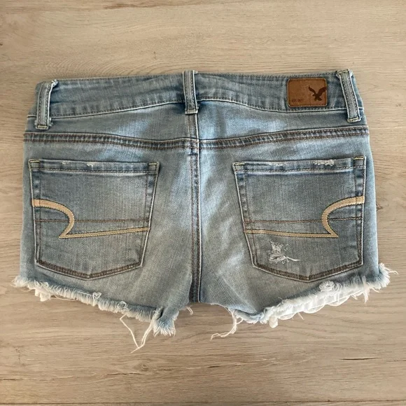 ❌SOLD American Eagle Stretch Distressed Denim Shorts - Picture 5 of 7